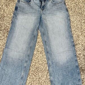 Hollister Women's Blue Boyfriend Jeans